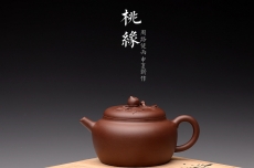 紫砂壶图片:全手桃缘 祝寿送礼佳品 寿桃初熟,寿满三千 - 全手工紫砂壶网