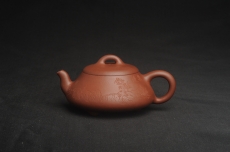 紫砂壶图片:特好底曹青全手工扁瓢 装饰山水 特文气 - 全手工紫砂壶网