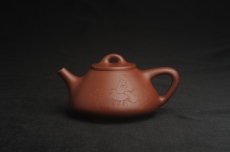 紫砂壶图片:特好底曹青 全手工小子冶石瓢 品一壶香茗做半日神仙 装饰特文气 期待与亲结缘 - 全手工紫砂壶网