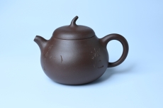 紫砂壶图片:毛国强入室弟子黄云初 特好老紫泥涤心茄段 名家何水法书法 刘世涛伯陶刻 - 全手工紫砂壶网