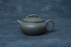 紫砂壶图片:美壶特惠 特好芝麻绿泥云帆紫砂壶 茶人醉爱 - 全手工紫砂壶网