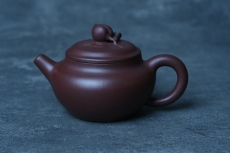 紫砂壶图片:特好老紫泥全手工寿桃壶 茶人醉爱 - 全手工紫砂壶网
