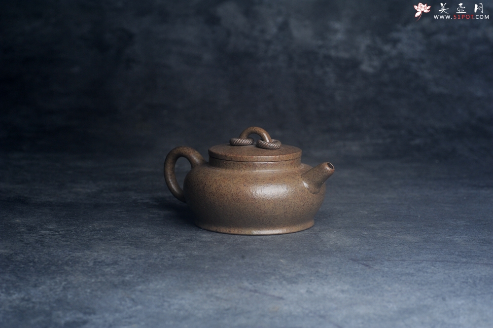 紫砂壶图片：美壶特惠 优质柴烧双圈壶 茶人醉爱 - 全手工紫砂壶网