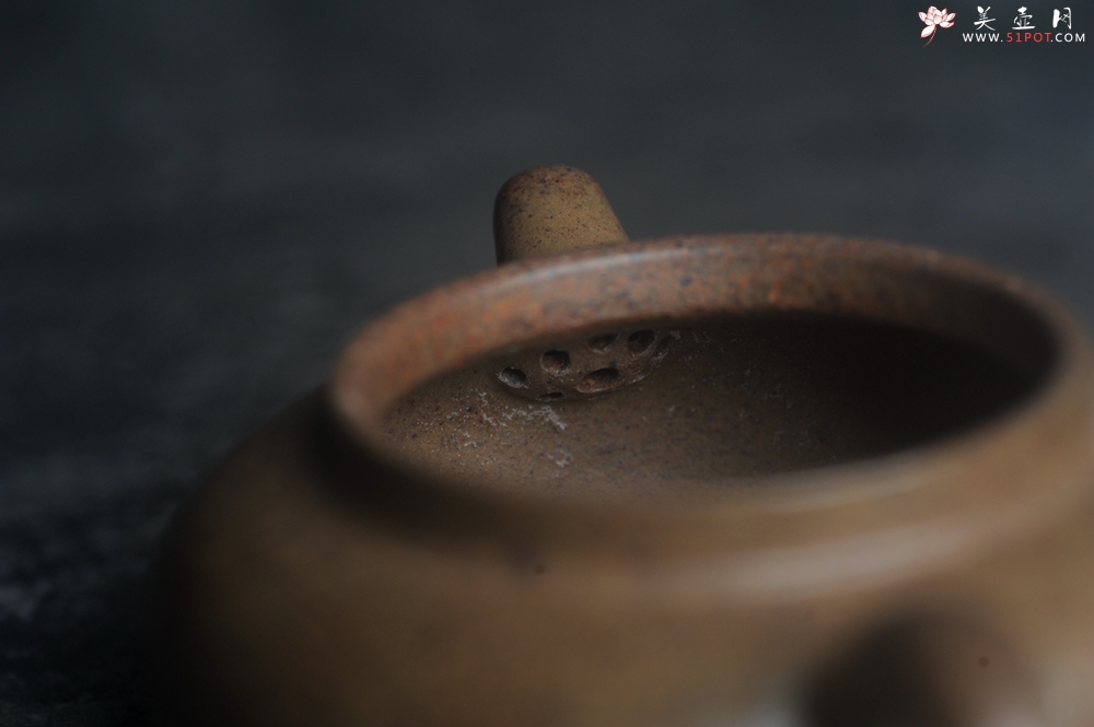 紫砂壶图片：美壶特惠 优质柴烧双圈壶 茶人醉爱 - 全手工紫砂壶网