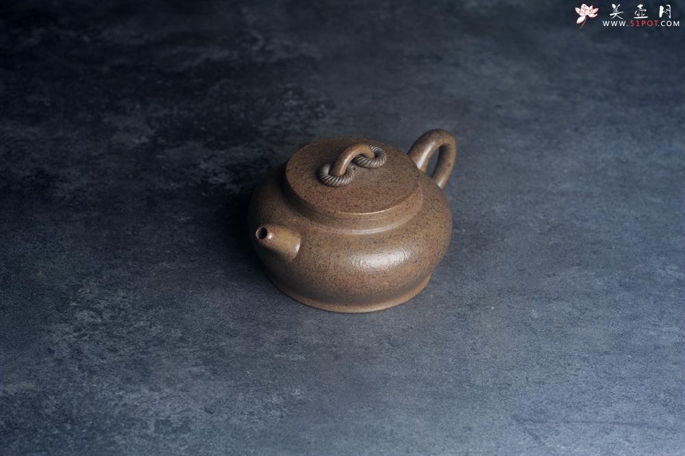 紫砂壶图片：美壶特惠 优质柴烧双圈壶 茶人醉爱 - 全手工紫砂壶网