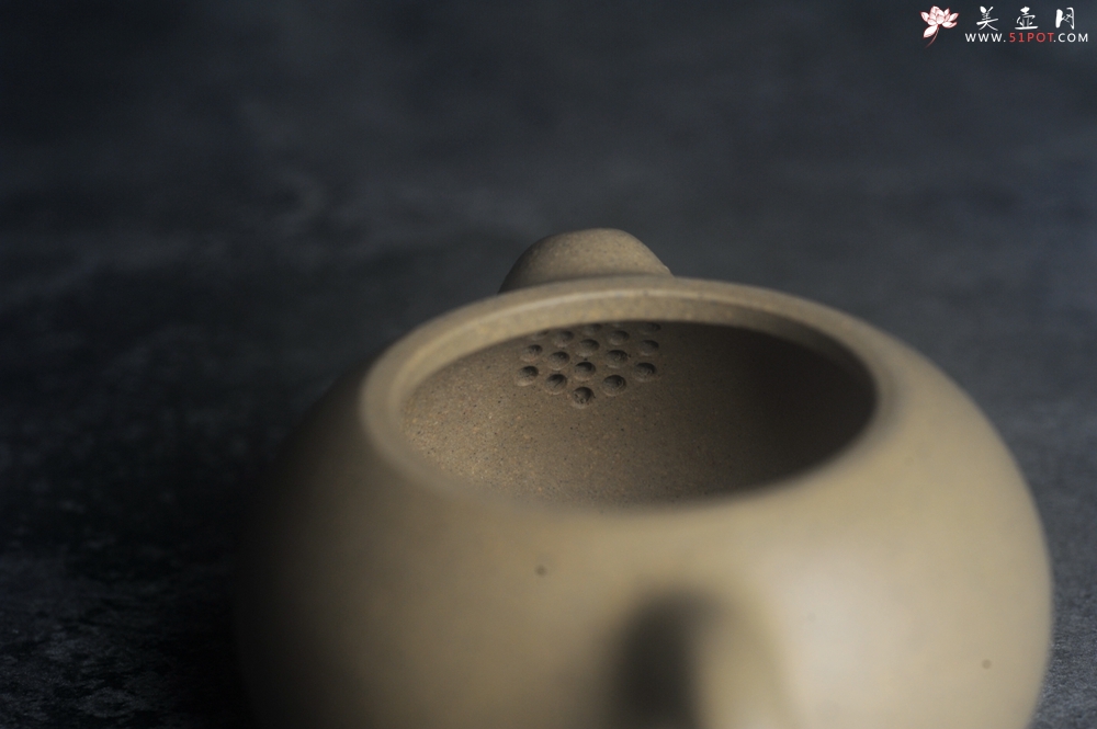 紫砂壶图片：美壶特惠 优质本绿翘嘴西施 茶人醉爱 - 全手工紫砂壶网