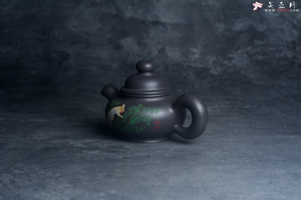 紫砂壶图片：美壶特惠 手工手制紫砂壶特好青灰泥松鼠壶 茶壶 茶具 单壶 - 全手工紫砂壶网