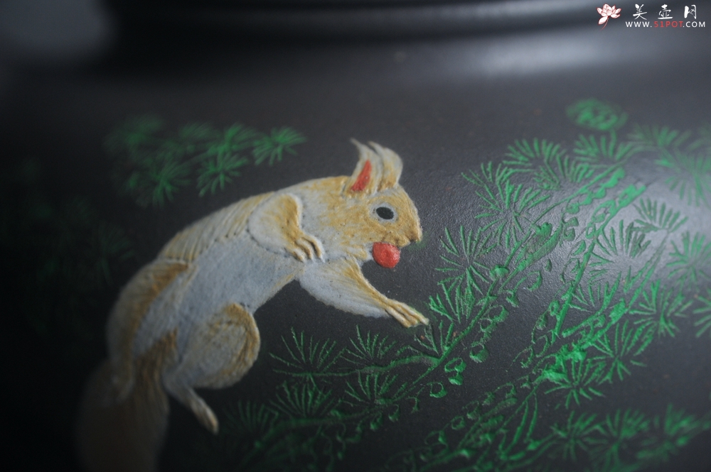 紫砂壶图片：美壶特惠 手工手制紫砂壶特好青灰泥松鼠壶 茶壶 茶具 单壶 - 全手工紫砂壶网