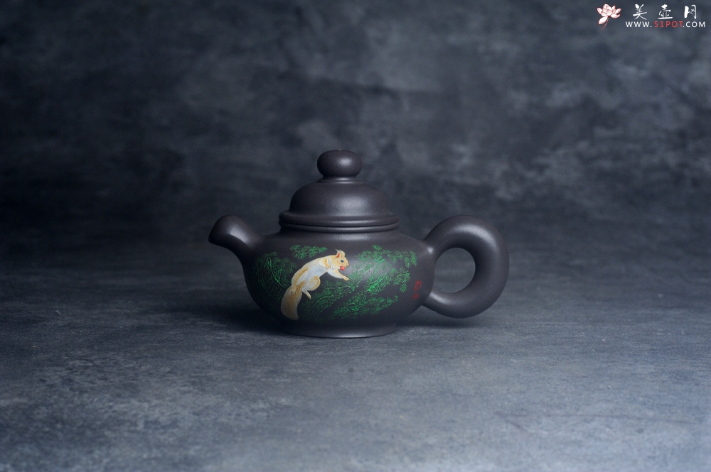 紫砂壶图片：美壶特惠 手工手制紫砂壶特好青灰泥松鼠壶 茶壶 茶具 单壶 - 全手工紫砂壶网