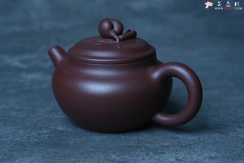 紫砂壶图片：特好老紫泥全手工寿桃壶 茶人醉爱 - 全手工紫砂壶网