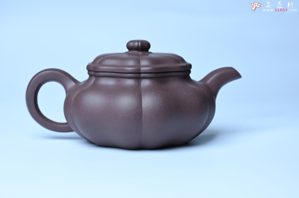 紫砂壶图片：美壶特惠 紫砂壶手工手制优质紫泥葵仿古壶 茶人醉爱 - 全手工紫砂壶网