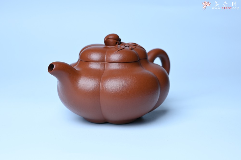 紫砂壶图片：美壶特惠 精品大红袍朱泥上合桃 茶人醉爱 - 全手工紫砂壶网