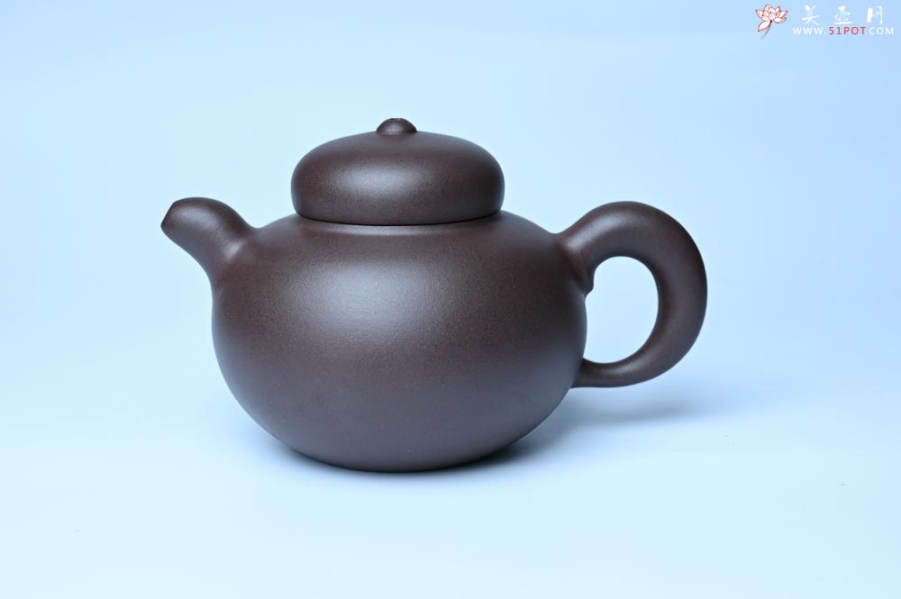 紫砂壶图片：美壶特惠 精致优质黑星土道洪风格德福壶 茶人醉爱 - 全手工紫砂壶网