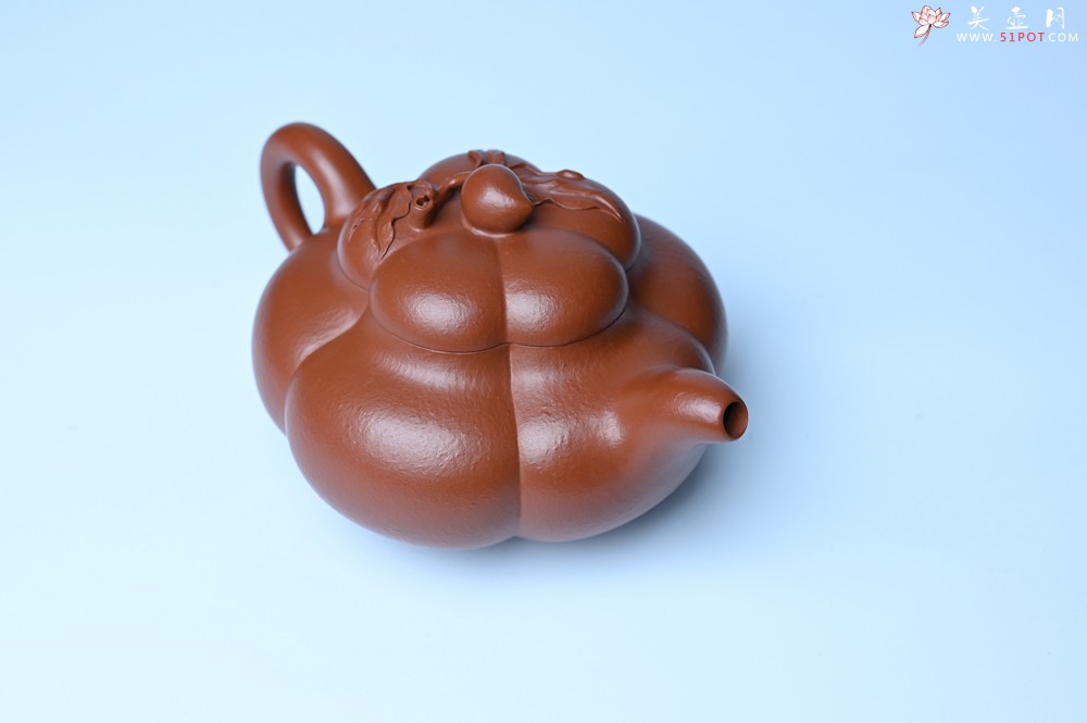 紫砂壶图片：美壶特惠 精品大红袍朱泥上合桃 茶人醉爱 - 全手工紫砂壶网