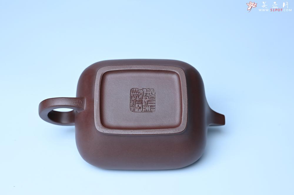 紫砂壶图片：油润老紫泥全手工精工小四方虚扁壶 - 全手工紫砂壶网